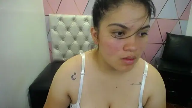 Snapshot of Marinasexxx chatting on 11-02-25, 06:54 Marinasexxx online show from 11-02-25, 06:54