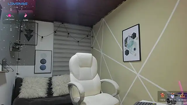 Enma  clark online show from 06-13-26, 04:10
