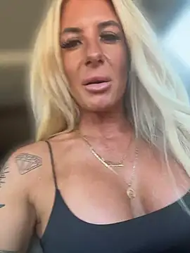Snapshot of blondiluvsanal chatting on 07-22-26, 04:54 blondiluvsanal online show from 07-22-26, 04:54