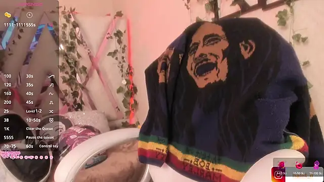 Snapshot of Punkys_ chatting on 09-17-25, 04:19 Punkys online show from 09-17-25, 04:19