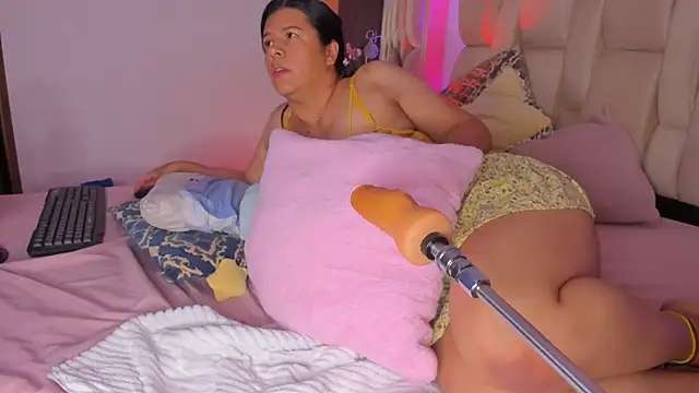 brendaruiz online show from 03-18-25, 02:26