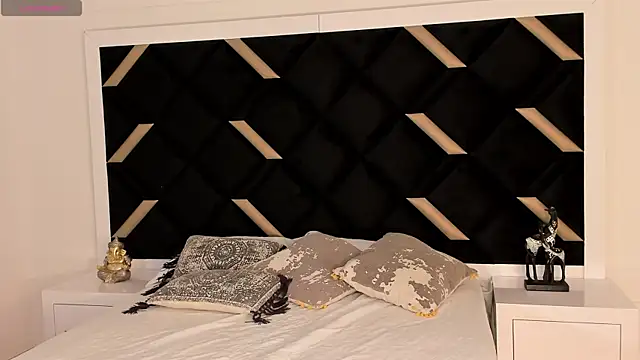 Maya Bluee online show from 02-27-25, 03:36