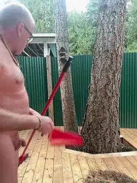 Snapshot of twist699 chatting on 12-20-25, 08:38 twist699 online show from 12-20-25, 08:38