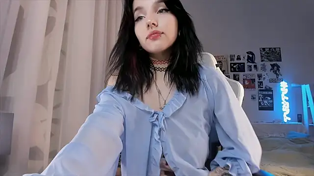 Snapshot of Viv_Player chatting on 12-15-24, 07:57 Viv Player online show from 12-15-24, 07:57