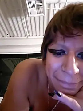 Snapshot of Kittybouncy69 chatting on 09-13-25, 05:18 Kittybouncy69 online show from 09-13-25, 05:18