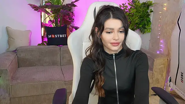 Gabriella054 online show from 12-24-24, 03:38