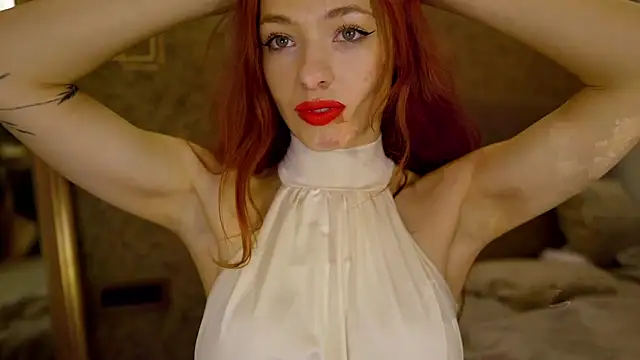 MiaRouge online show from 05-15-26, 11:34
