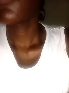 Snapshot of Hot_ebony30 chatting on 11-30-25, 04:38 Hot ebony30 online show from 11-30-25, 04:38