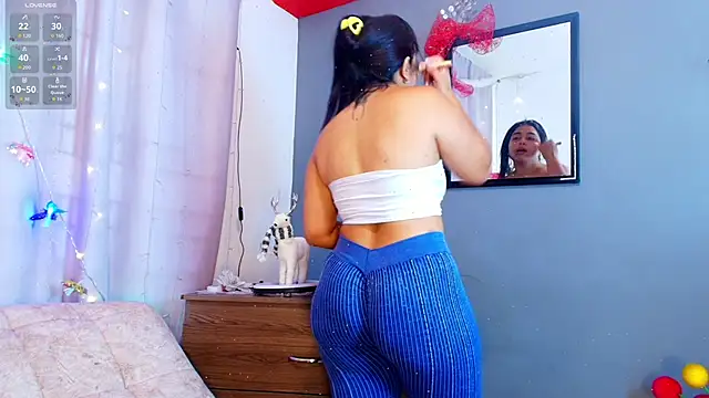 Snapshot of jade_brunnette chatting on 12-21-25, 08:05 jade brunnette online show from 12-21-25, 08:05