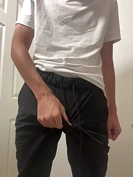 MephiticBermudas online show from 09-30-25, 03:55