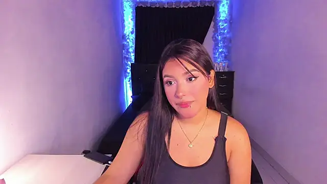 Snapshot of Mariana_Hasper_ chatting on 02-17-25, 09:08 Mariana Hasper  online show from 02-17-25, 09:08