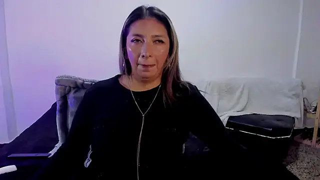 MichelleManson online show from 10-25-25, 09:06