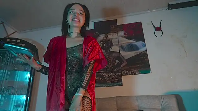 ariana-white- online show from 04-26-26, 06:44