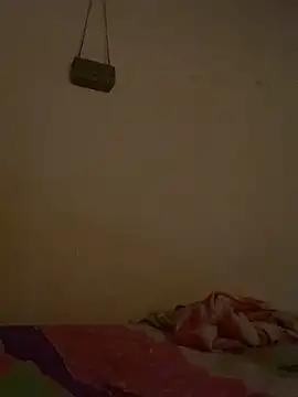 Snapshot of AlexaWarner chatting on 02-20-26, 04:07 AlexaWarner online show from 02-20-26, 04:07