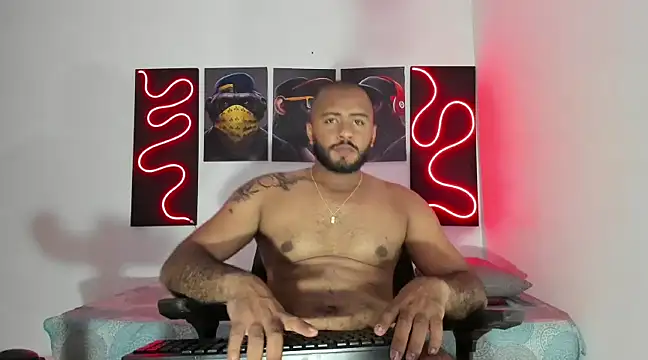 Snapshot of Hardboy_latin chatting on 02-26-25, 03:32 Hardboy latin online show from 02-26-25, 03:32