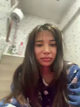 Snapshot of AlessiaVix chatting on 03-13-25, 05:00 AlessiaVix online show from 03-13-25, 05:00