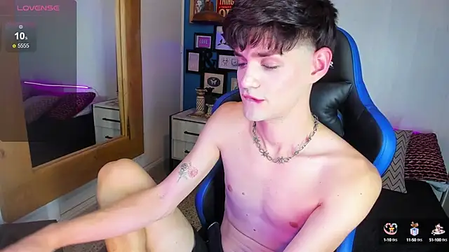 VladHellsing4 online show from 02-21-25, 05:53