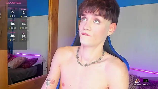 VladHellsing4 online show from 02-25-25, 02:44