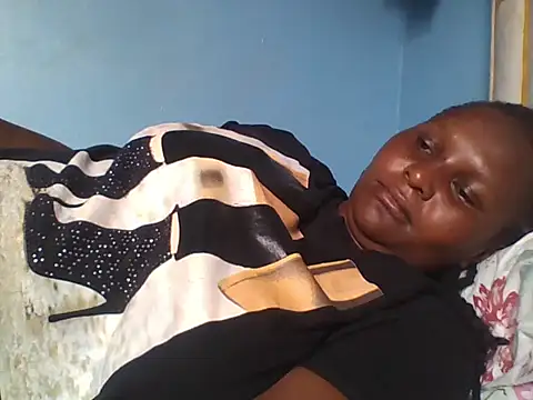 Snapshot of Kichuna_ chatting on 01-17-26, 09:47 Kichuna online show from 01-17-26, 09:47
