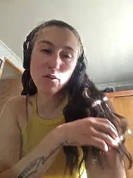 Snapshot of Afrania chatting on 11-23-25, 08:41 Afrania online show from 11-23-25, 08:41