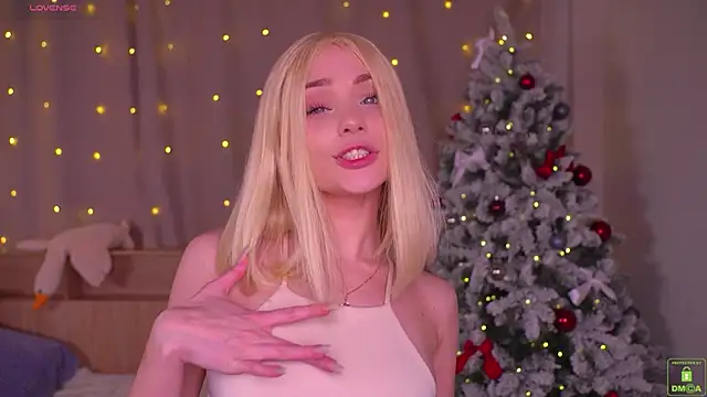 Snapshot of tessa_meow chatting on 01-13-25, 04:41 tessa meow online show from 01-13-25, 04:41