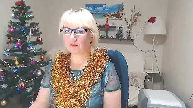 FleurMays online show from 12-28-24, 11:41