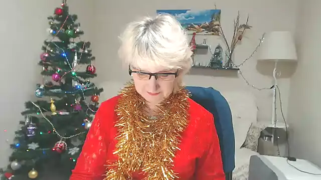 FleurMays online show from 01-04-25, 04:44