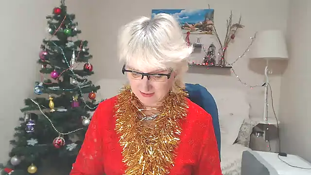 FleurMays online show from 01-04-25, 07:45