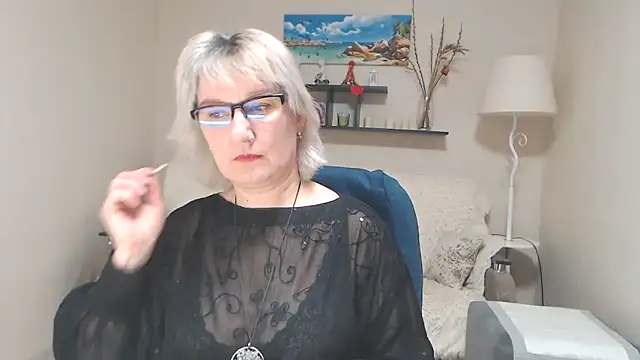 FleurMays online show from 02-11-25, 03:50