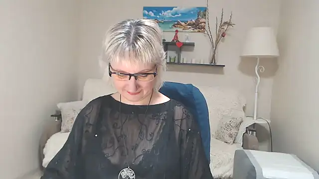 FleurMays online show from 02-12-25, 12:22