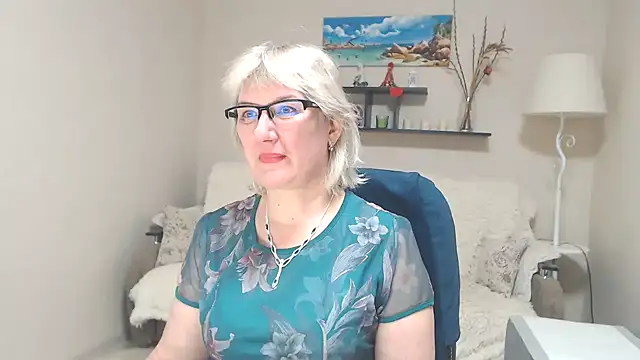 FleurMays online show from 02-21-25, 09:13