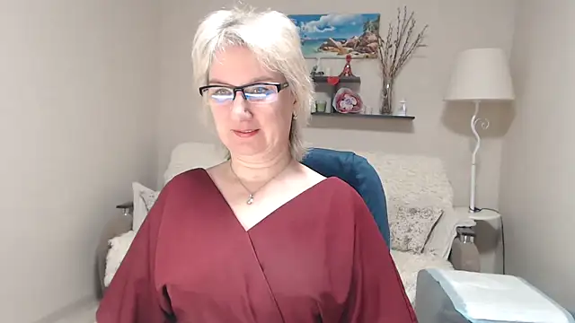 Snapshot of FleurMays chatting on 03-05-26, 04:41 FleurMays online show from 03-05-26, 04:41