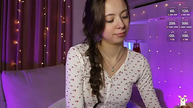 Snapshot of Goldy_Grace_ chatting on 01-14-25, 02:53 Goldy Grace  online show from 01-14-25, 02:53