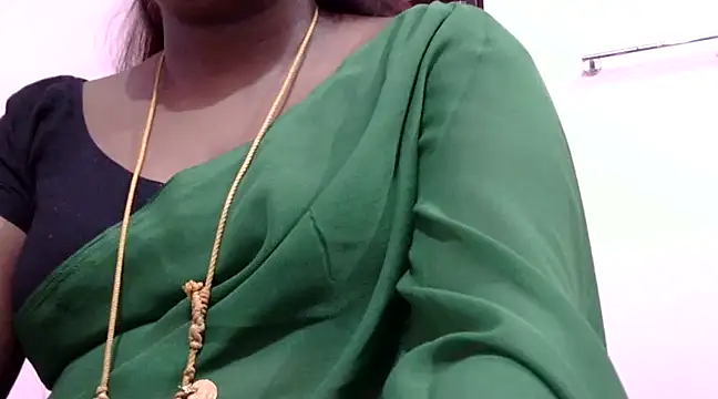 Snapshot of Hot_akshara chatting on 02-19-25, 02:44 Hot akshara online show from 02-19-25, 02:44