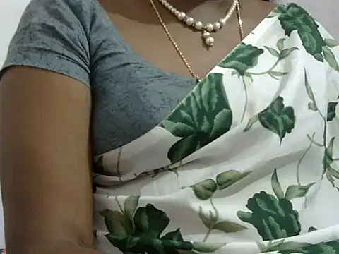 Snapshot of Hot_akshara chatting on 09-22-25, 02:30 Hot akshara online show from 09-22-25, 02:30