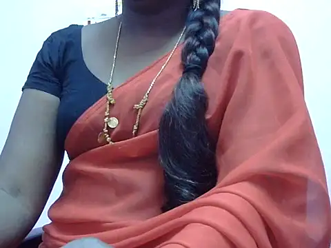 Snapshot of Hot_akshara chatting on 11-17-25, 04:13 Hot akshara online show from 11-17-25, 04:13
