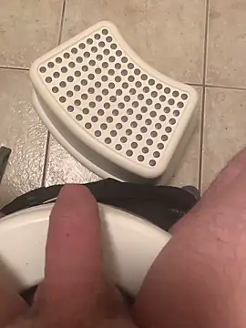 Snapshot of Izzou123 chatting on 11-24-25, 11:15 Izzou123 online show from 11-24-25, 11:15