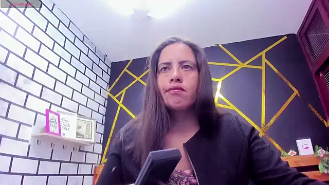 kathina giraldo online show from 01-15-25, 12:36