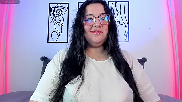 Snapshot of RubyPirsso18 chatting on 03-01-25, 07:15 RubyPirsso18 online show from 03-01-25, 07:15