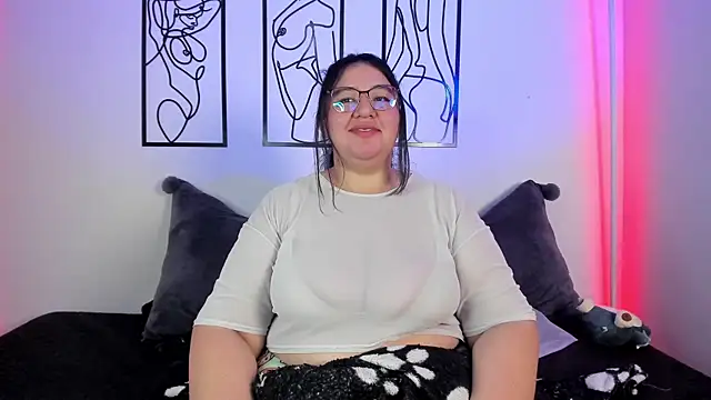 Snapshot of RubyPirsso18 chatting on 03-15-25, 10:11 RubyPirsso18 online show from 03-15-25, 10:11