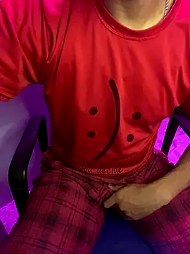 Vampiredaddy  online show from 11-04-25, 05:34