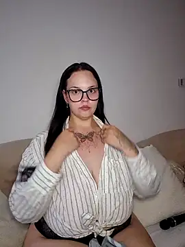 Jujuicy 97 online show from 05-31-26, 06:53