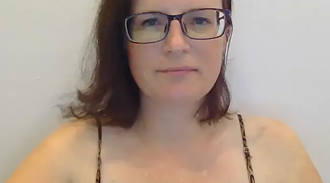 Snapshot of CrimsonMistress chatting on 01-02-25, 12:02 CrimsonMistress online show from 01-02-25, 12:02