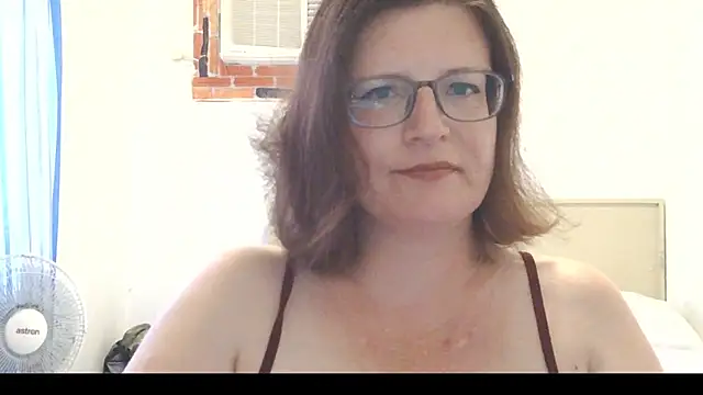 CrimsonMistress online show from 03-23-26, 10:47