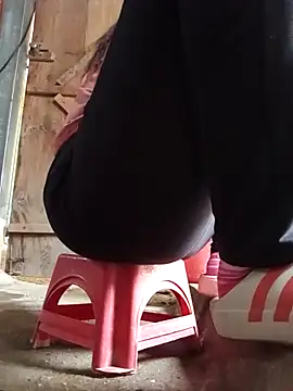 JasminePham online show from 03-10-25, 06:49