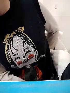 JasminePham online show from 11-26-25, 01:17