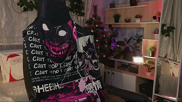 KiraLiLime online show from 02-21-25, 05:31