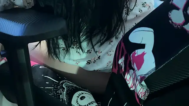 KiraLiLime online show from 03-08-25, 03:24