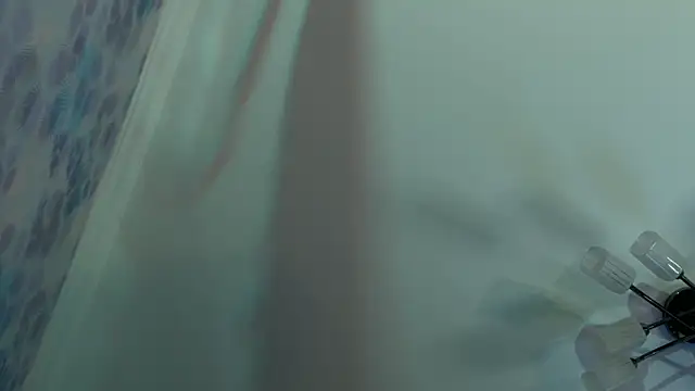 KiraLiLime online show from 03-10-25, 06:12