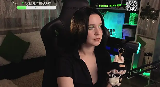 KiraLiLime online show from 10-17-25, 08:00